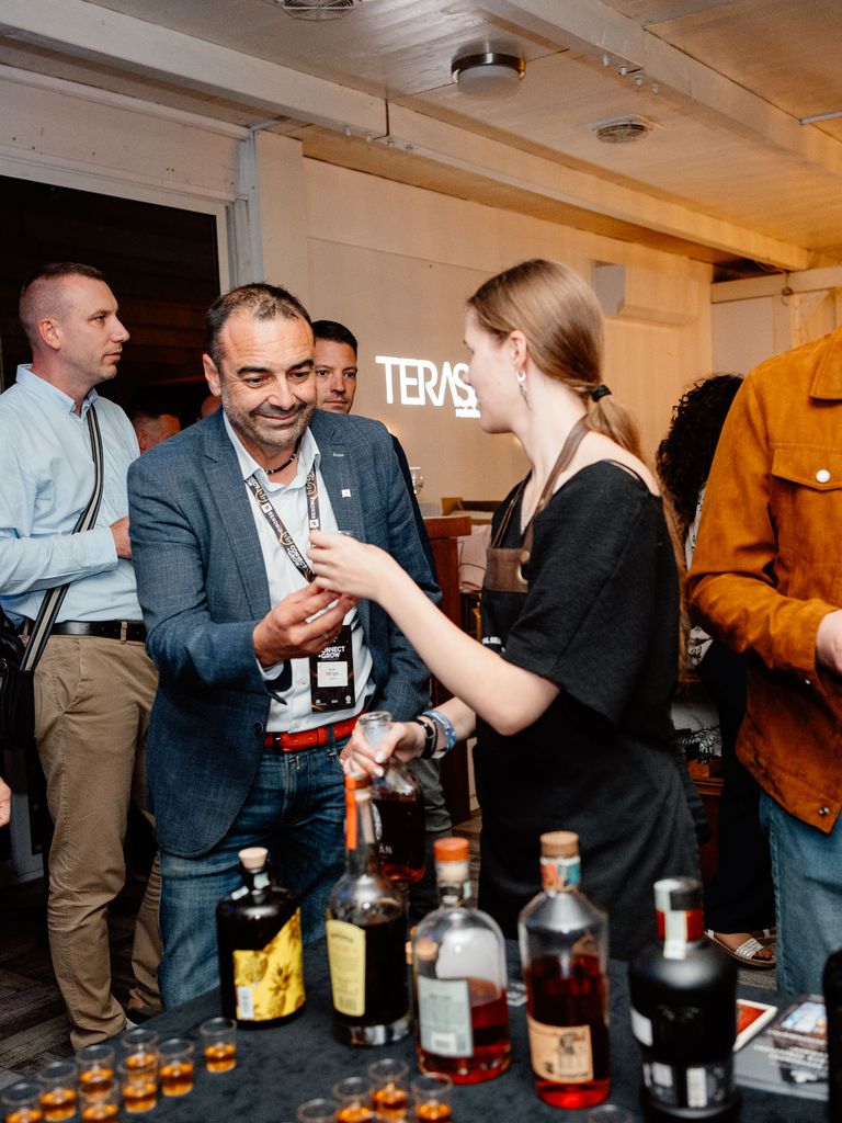 Connect+Chill esti Networking party – 46