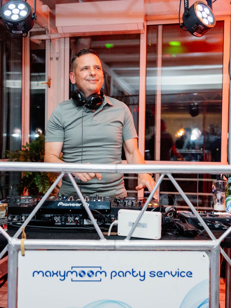 Connect+Chill esti Networking party – 55