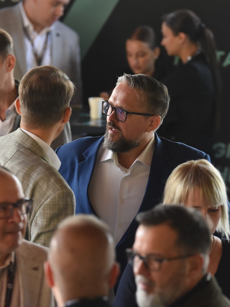 Connect+Grow 1. nap / II – 460