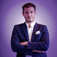 dr.Újszászi Bogár László - meggyőzés- és befolyásolástechnikai szakértő 
